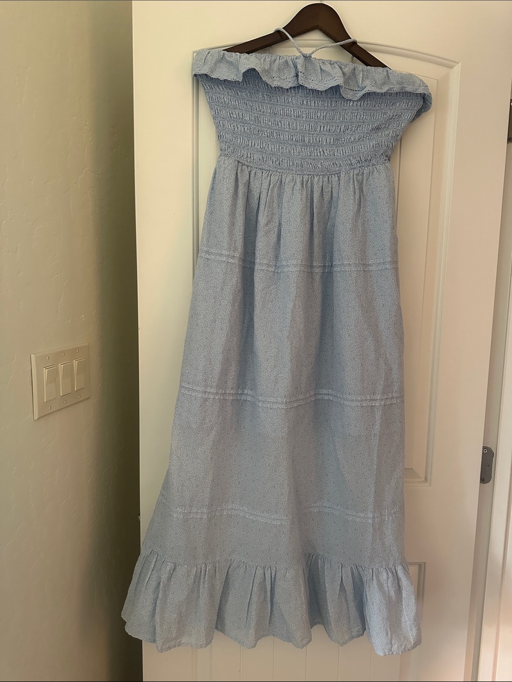 Universal Thread Light Blue Strapless Smocked Maxi Dress